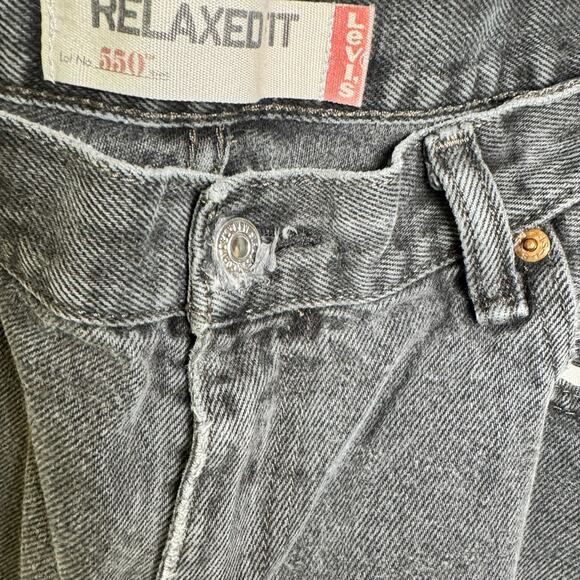 Levi’s 550 black denim jean - Picture 5 of 12